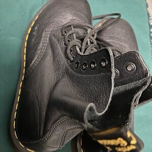 Dr.Martens